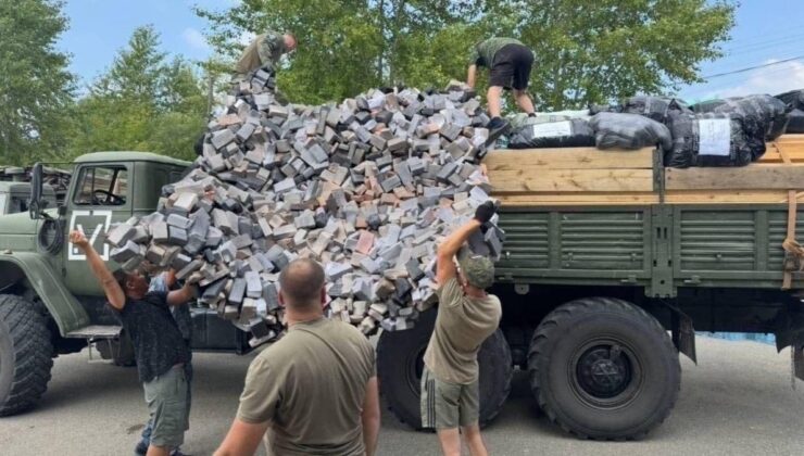 Rus askerlerinin yeni moloz yığını kamuflajı