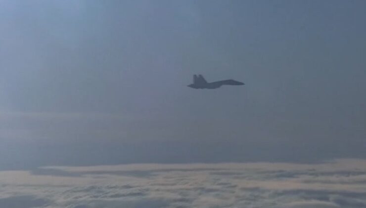 Rus bombardıman uçaklarından Baltık Denizi’nde 5 saatlik uçuş