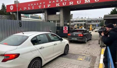 Rus yüzücünün ailesi DNA testi için Adli Tıp Kurumuna geldi