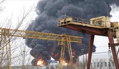 Rusya: Ukrayna’nın Volgograd saldırısı sonucu petrol deposunda yangın çıktı