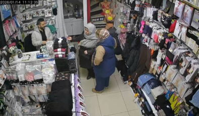Sahte dövizle alışveriş yapmaya çalışan 2 kadını işyerinden kovdu