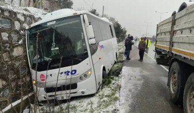 Samsun’da yolda kaza yapanlara otobüs çarptı: 1 ölü, 3 yaralı