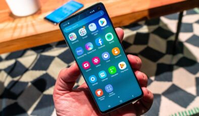 Samsung’dan eski telefonlara sürpriz güncelleme: Hemen kontrol edin