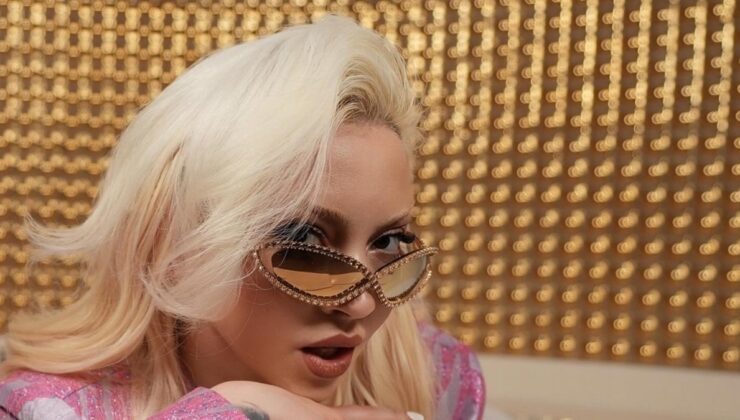 Şarkıcı Ece Seçkin Finlandiya’ya gitti