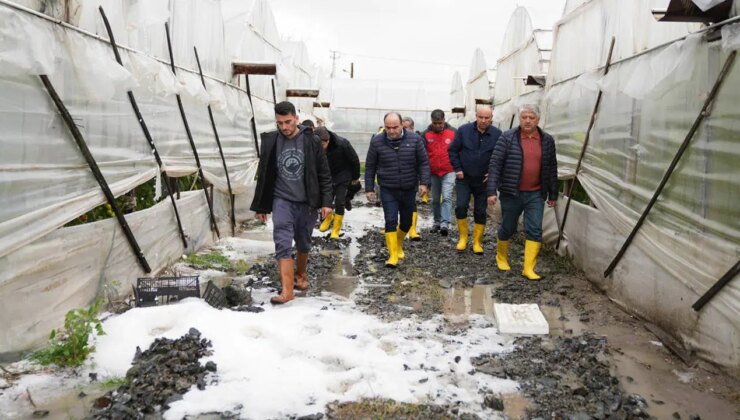 Seydikemer’de hortum, fırtına ve dolu seraları vurdu