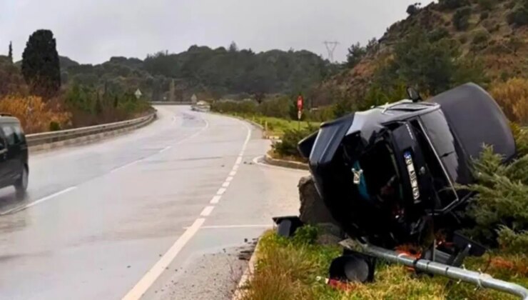 Söke’de otomobil refüje devrildi: 2 yaralı