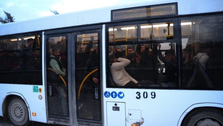 Suriye’de köşeye sıkışan terör örgütü PKK/YPG mensupları anlaşma kapsamında tahliye edildi