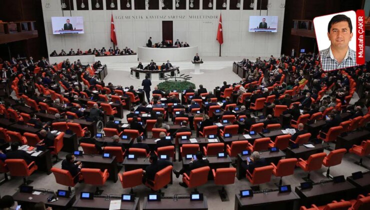 TBMM 200 ml’lik sulara geçti, plastik atık tartışması başladı: Yılda 3.6 milyon pet şişe!