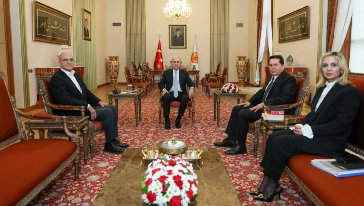 TBMM Başkanı Numan Kurtulmuş, Ahmet Özer ve Tekin Bingöl ile bir araya geldi