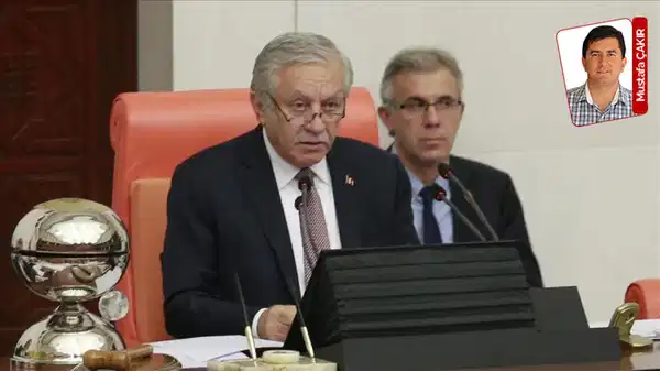 TBMM’deki ‘emekliye sefalet zammı’ görüşmelerine AKP milletvekili Bedirhanoğlu’nun ‘sahte pusulası’ damga vurdu