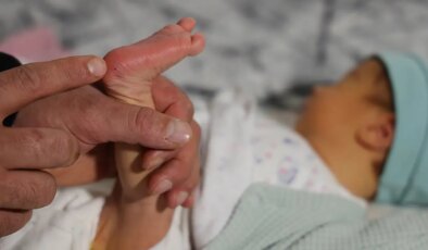 Topuk kanı aldırmadılar: Bebeklerine kayyım atanabilir!