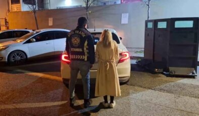 Topuklu ayakkabısıyla aracından inip servistekilere saldıran kadın sürücüye 6 bin 498 TL ceza kesildi