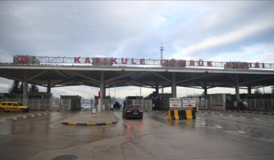 Trakya gümrük kapılarından geçen yıl 15 milyonu aşkın yolcu geçti