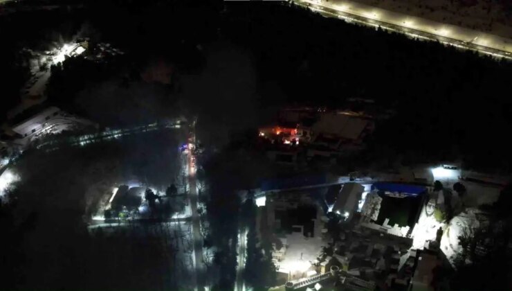 TRT’nin film platosunda yangın paniği: Çok sayıda ekip sevk edildi