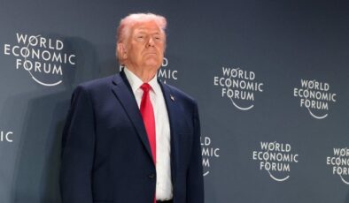 Trump, ABD’nin Grönland planına karşı çıkan ülkelere getirdiği ek vergiden vazgeçti