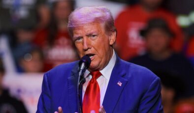 Trump: NATO’yu güney sınırımızdaki kaçak göçmenlerden korumaya zorlamalıydık