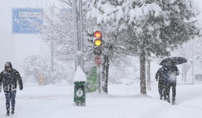Türkiye beyaza büründü: 9 il için ‘sarı kodlu’ kar alarmı!