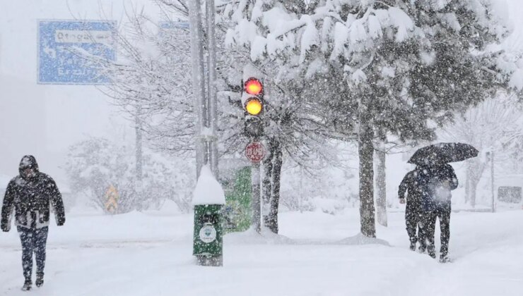 Türkiye beyaza büründü: 9 il için ‘sarı kodlu’ kar alarmı!