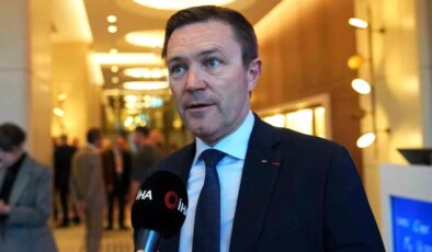 UCI Başkanı David Lappartient: “Yapılan yatırımlar bisiklet sporunun gelişmesi açısından Türkiye’ye değer katıyor”