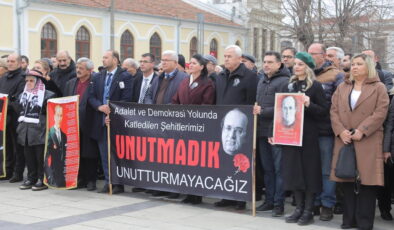 Uğur Mumcu katledilişinin 33. yılında Edirne’de anıldı: ‘Gerçeğin peşinden yürürken hiçbir güce yaslanmadı’