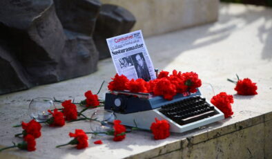 Uğur Mumcu tüm yurtta etkinliklerle anıldı: Kırılma noktasıydı