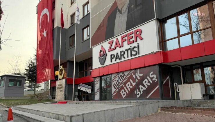 Ümit Özdağ’dan parti teşkilatına ‘Türk bayrağı’ çağrısı