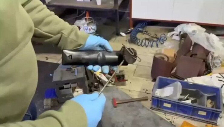 Ümraniye’de Ruhsatsız Silah Ticareti Yapan İş Yerine Operasyon