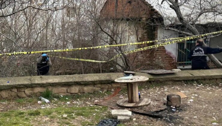 Uşak’ta parkta erkek cesedi bulundu