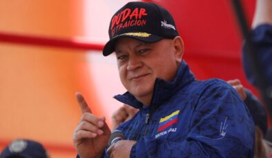 Venezuela İçişleri Bakanı Diosdado Cabello: Maduro savaş esiridir