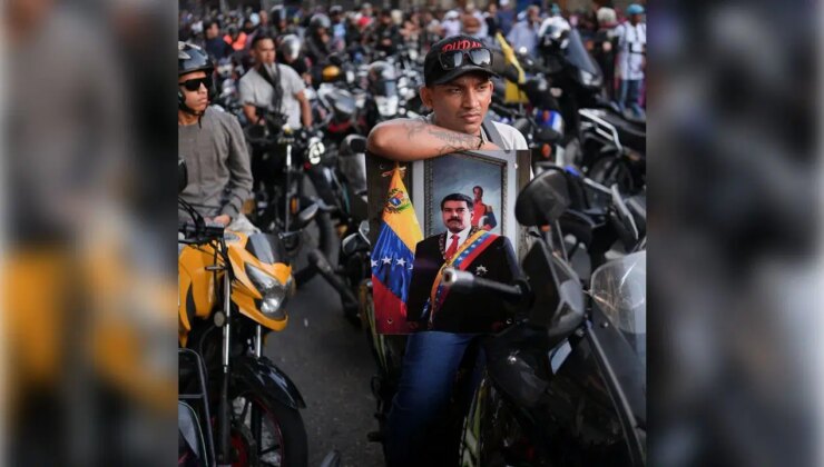 Venezuela’da Maduro yanlısı silahlı motosikletli gruplar sokaklara indi