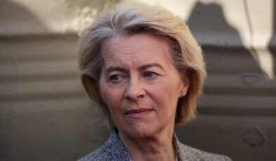 Von der Leyen, hakkında verilen 4. gensoru önergesi görüşmelerine katılmayacak