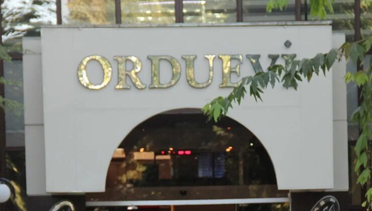 Yankı Bağcıoğlu: ‘En ufak eleştirinin dahi orduevi yasağıyla bastırılmaya çalışılması uygun değil’