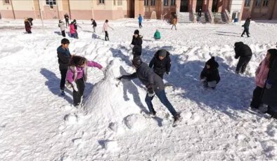 Yarın okullar tatil mi? İşte 2 Ocak Cuma günü kar tatili olan iller ve ilçeler…