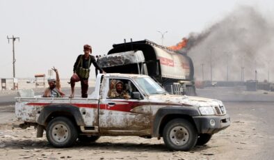 Yemen’deki çatışma alevlendi: GGK güçlerine hava saldırısı