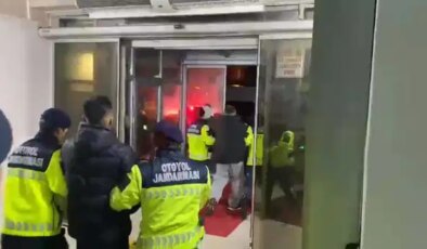 28 bin 504 adet sentetik hap… Otoyol gişelerinde durdurulan iki araçta yakalandı!