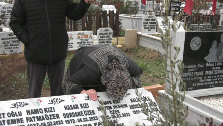 6 Şubat depremlerinin 3. yılı… Yıldırım çiftinden öğretmen kızlarının mezarına doğum gününde ziyaret: ‘Bedenimiz yaşıyor ama ruhumuz yok…’
