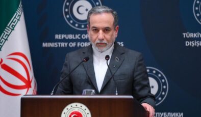 Abbas Arakçi: Nükleer konusunda müzakereden başka yol yok