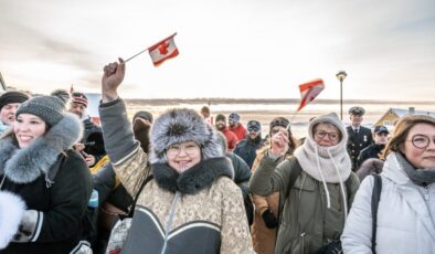 ABD Başkanı Trump’a gözdağı: Kanada ve Fransa Grönland’da konsolosluk açtı