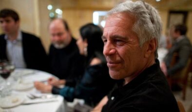 ABD’li vekil Khanna: Epstein dosyalarında sansürlenen 6 isim var