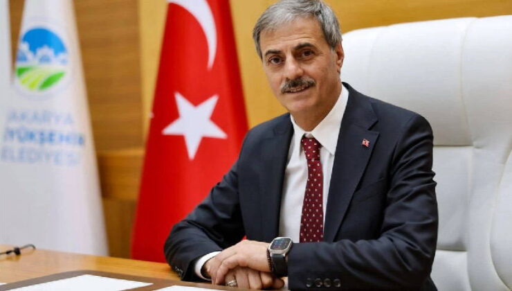 AKP’li başkan ‘mezunum’ dedi: Üniversiteden yalanlama geldi