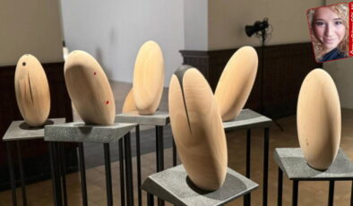 Ali Artun ve Ahmet Yiğider’in eserlerinin bir araya geldiği ‘Töz’ sergisi Galata Rum Okulu’nda: Mimarlığın tözü, biçimin özü nedir?