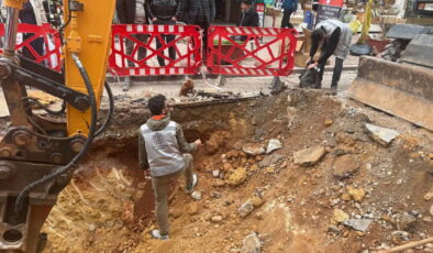 Antalya’da belediyenin altyapı çalışmasındaki kazıda kemik bulundu: Çalışmalar durduruldu!