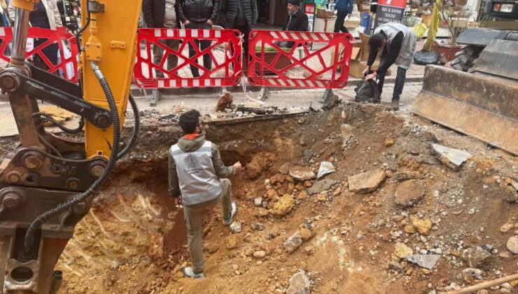 Antalya’da belediyenin altyapı çalışmasındaki kazıda kemik bulundu: Çalışmalar durduruldu!