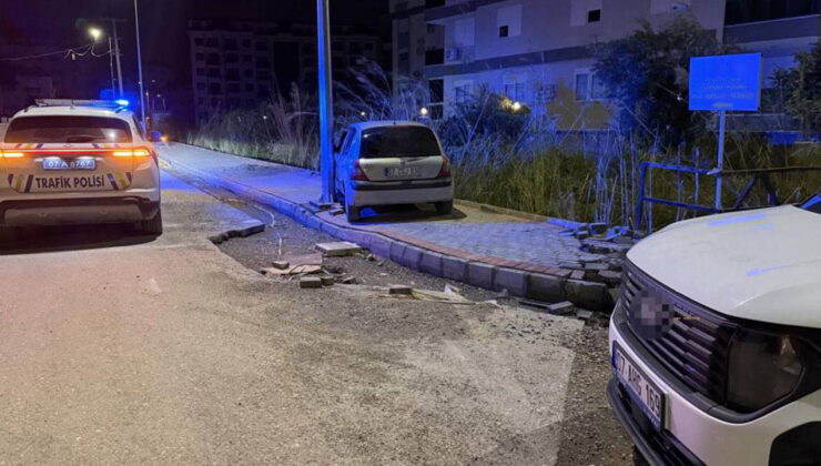 Antalya’da bıçaklı kavga: 2 yaralı, 4 gözaltı!