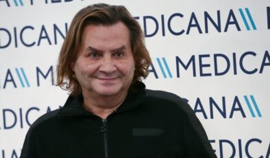 Armağan Çağlayan, Fatih Ürek’in cenazesine gelen bazı ünlüleri eleştirdi: Camide başı açık olmaz