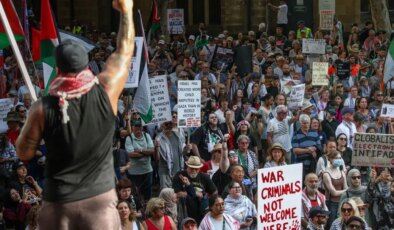Avustralya’da Herzog protestosu: Binlerce kişi sokaklara çıktı