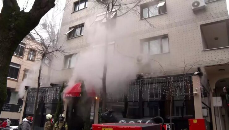 Bayrampaşa’da Restoran Yangını: Maddi Hasar Meydana Geldi