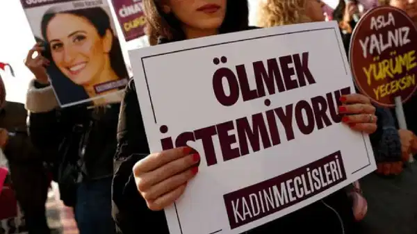 Boşanma aşamasındaki eşini başından vurarak öldüren erkek tutuklandı