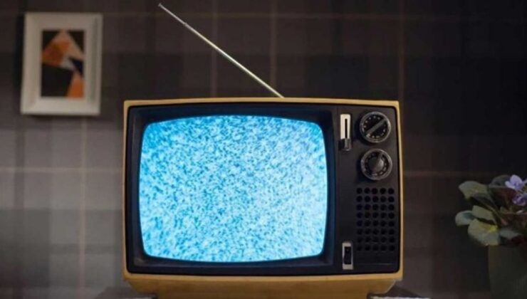 Bugün TV’de: 13 Şubat 2026 yayın akışları! Taşacak Bu Deniz, Kızılcık Şerbeti, Arka Sokaklar…