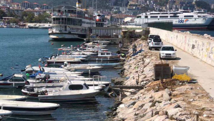 Bursa’da korkunç olay… 5 yaşındaki oğlu ile denize atladı: Çocuk boğuldu, anne kurtuldu!